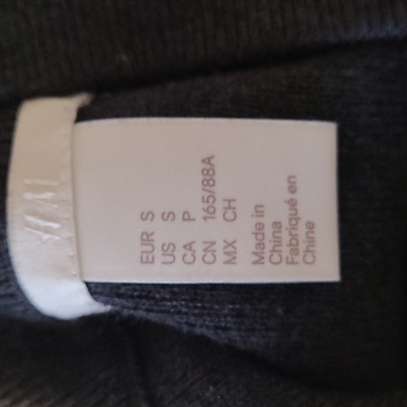 Dark Blue/Gray Sweater - Picture 4 of 4